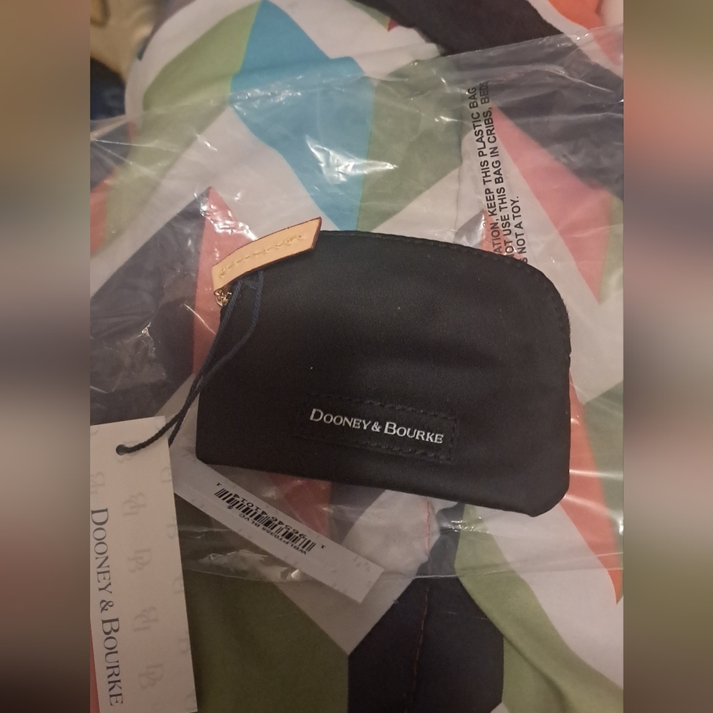 Dooney & Bourke Classic Small Black Coin Pouch NWT